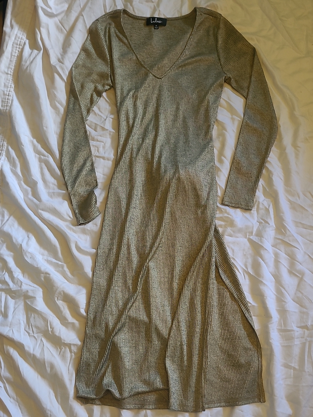 Lulu's Gold Ribbed V-Neck Long-Sleeve Midi Dress